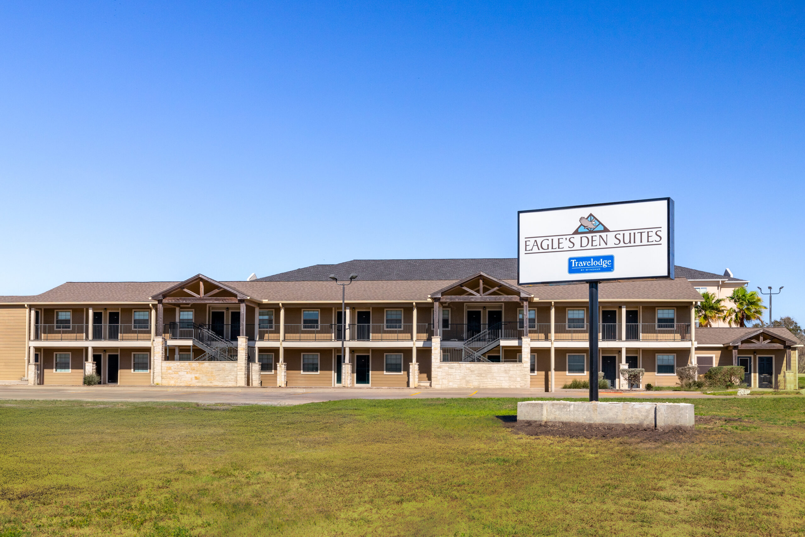 Exterior Daytime 1